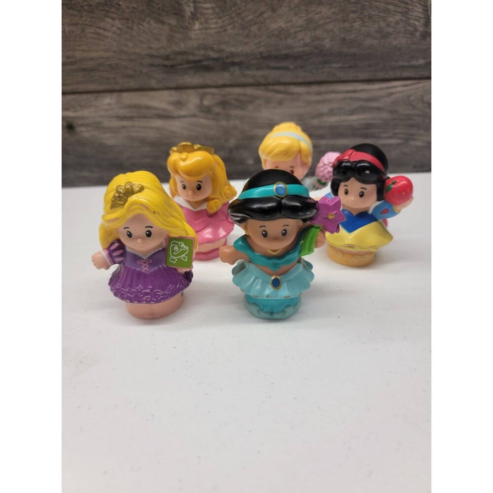 Fisher Price LITTLE PEOPLE Disney Princess Figure 5pc Lot rapunzel Ariel Snow